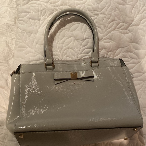 Kate Spade Beacon Court Jeanne Patent Leather Tote. Gray. Never used. NWOT - Picture 2 of 8
